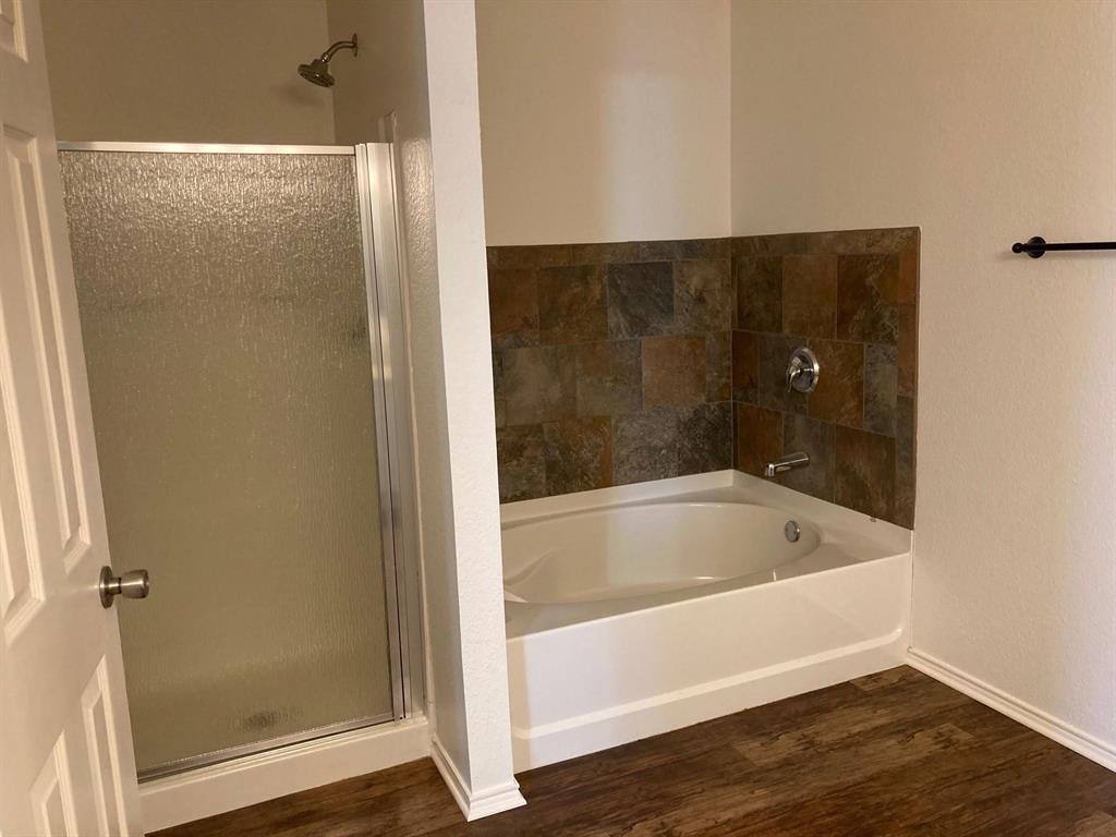 Apartment for rent at 12638 Carpenter Lane, Rhome, TX 76078