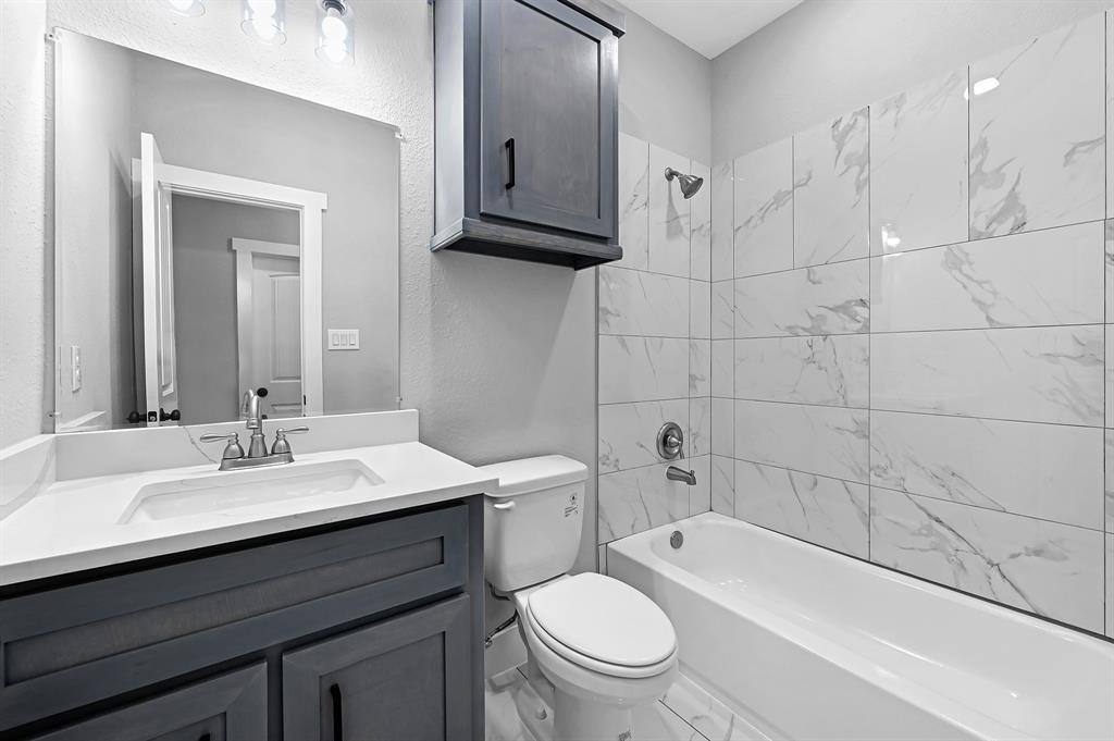 Apartment for rent at 7517 Hezekiah Lane #7517B, Houston, TX 77088