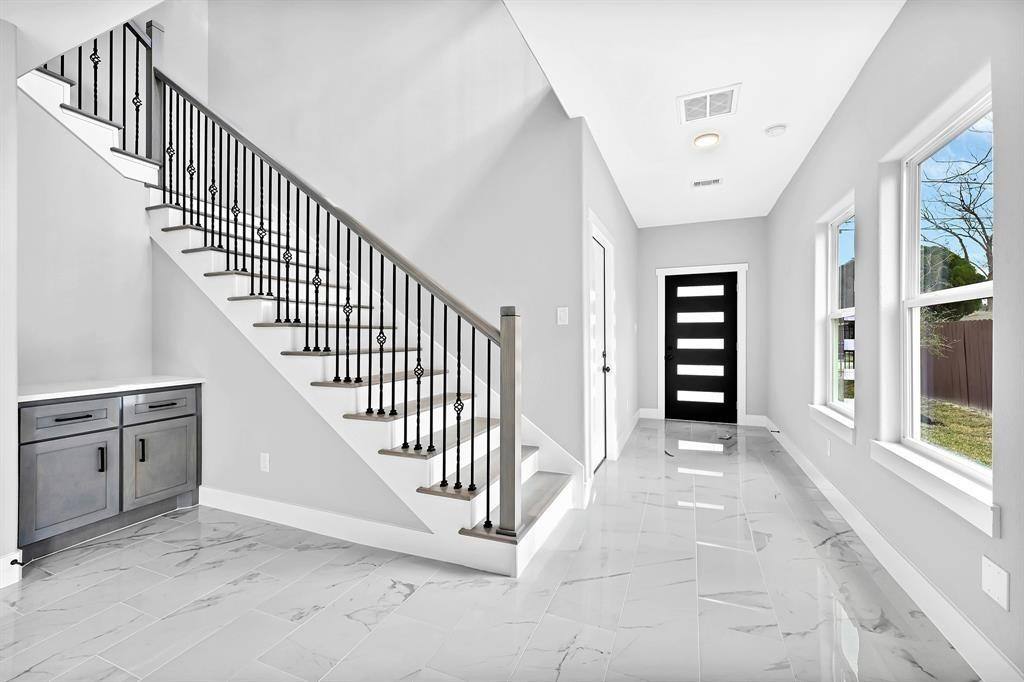 Apartment for rent at 7517 Hezekiah Lane #7517B, Houston, TX 77088