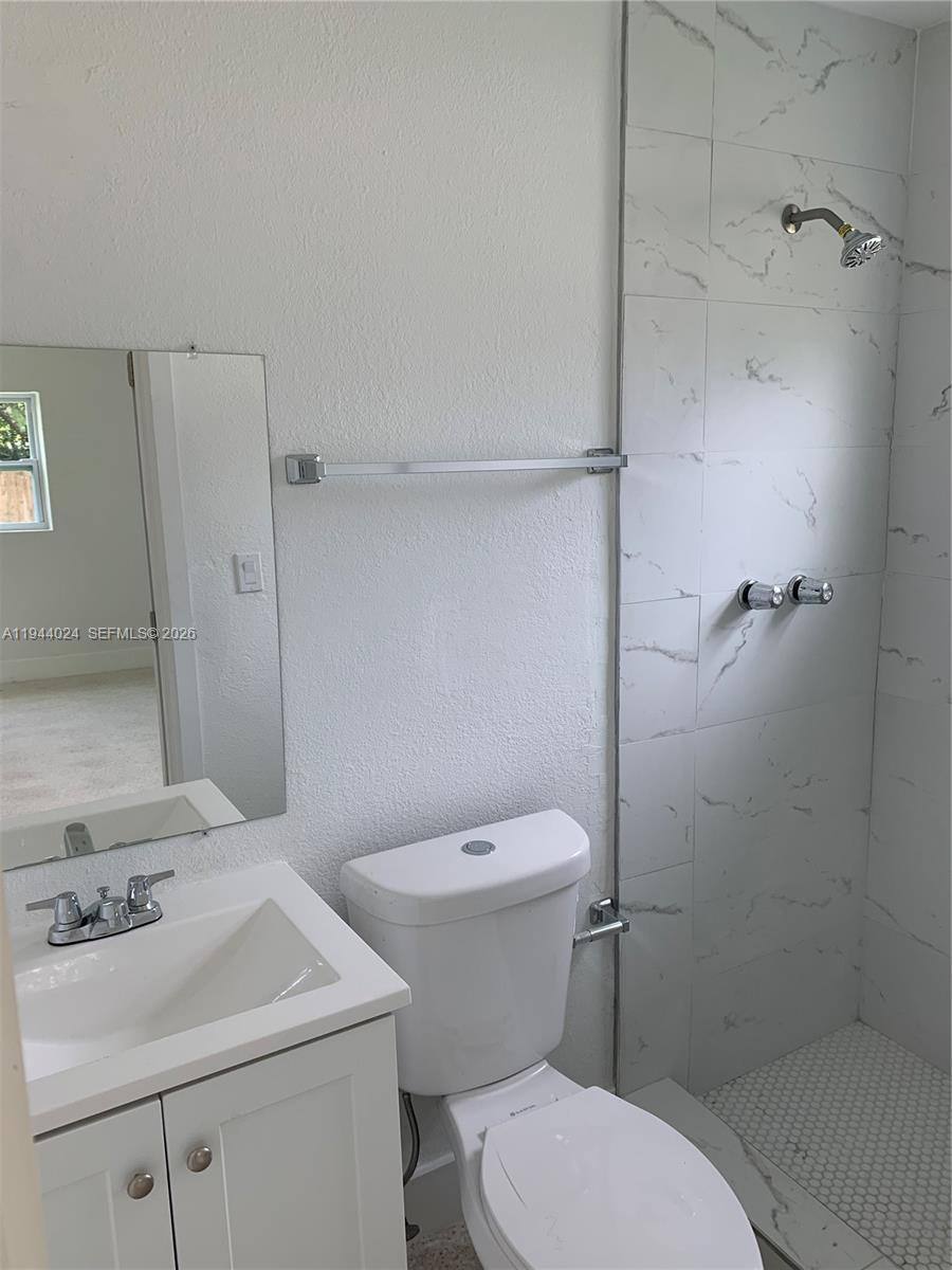 Apartment for rent at 6740 Park St #1, Hollywood, FL 33024