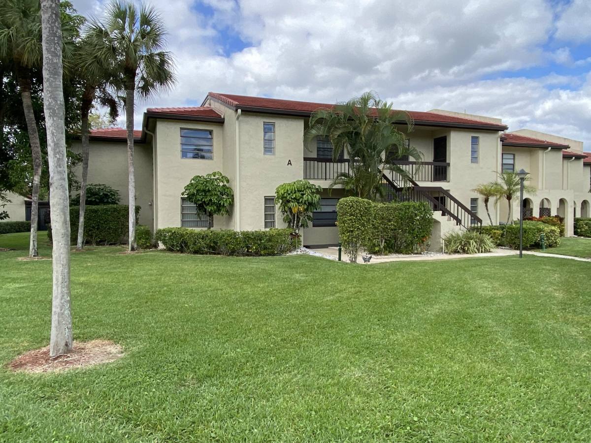 Apartment for rent at 21203 Largo Way #2120315C, Boca Raton, FL 33433