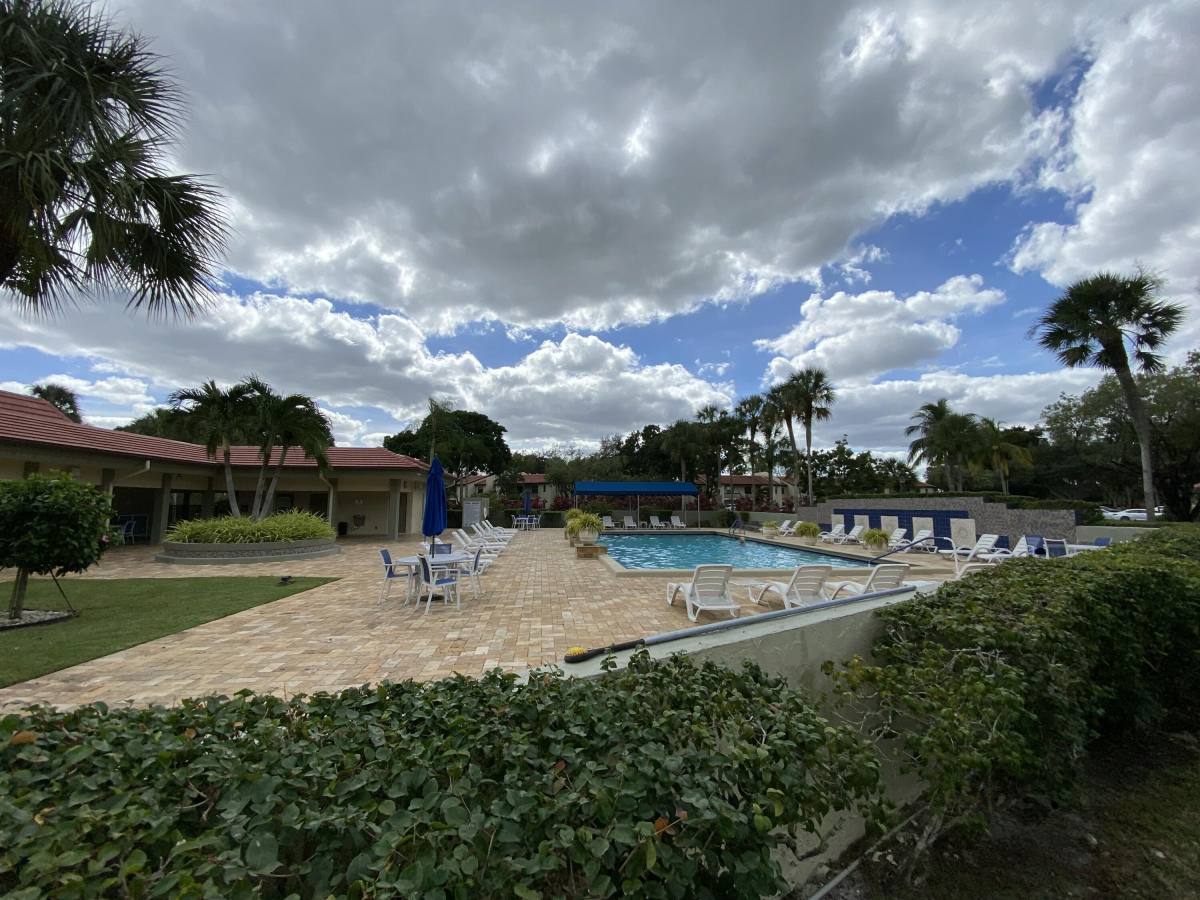Apartment for rent at 21203 Largo Way #2120315C, Boca Raton, FL 33433
