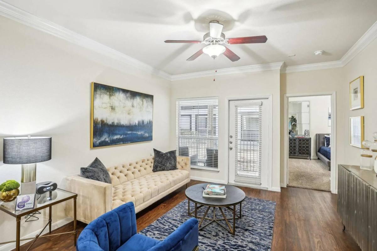 Apartment for rent at 3323 McCue Rd #PU1, Houston, TX 77056