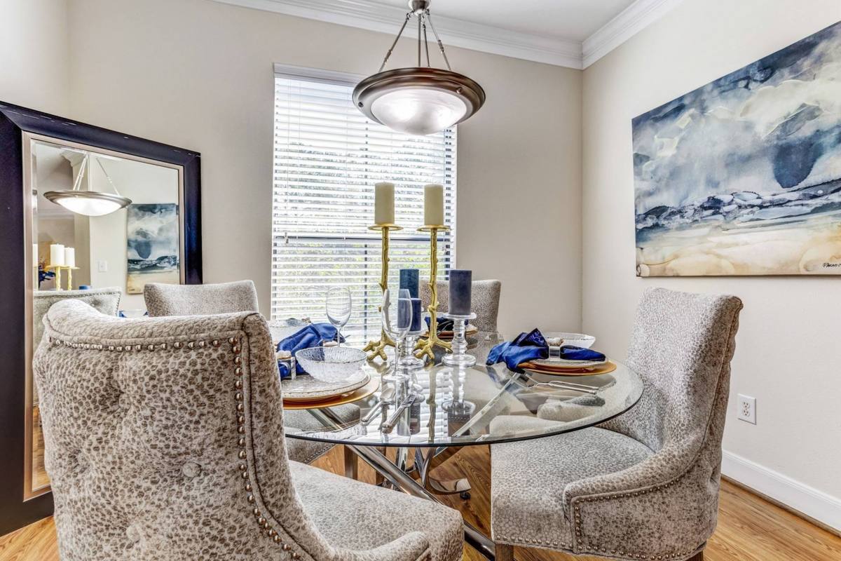Apartment for rent at 99 N Post Oak Lane #POAW1, Houston, TX 77024