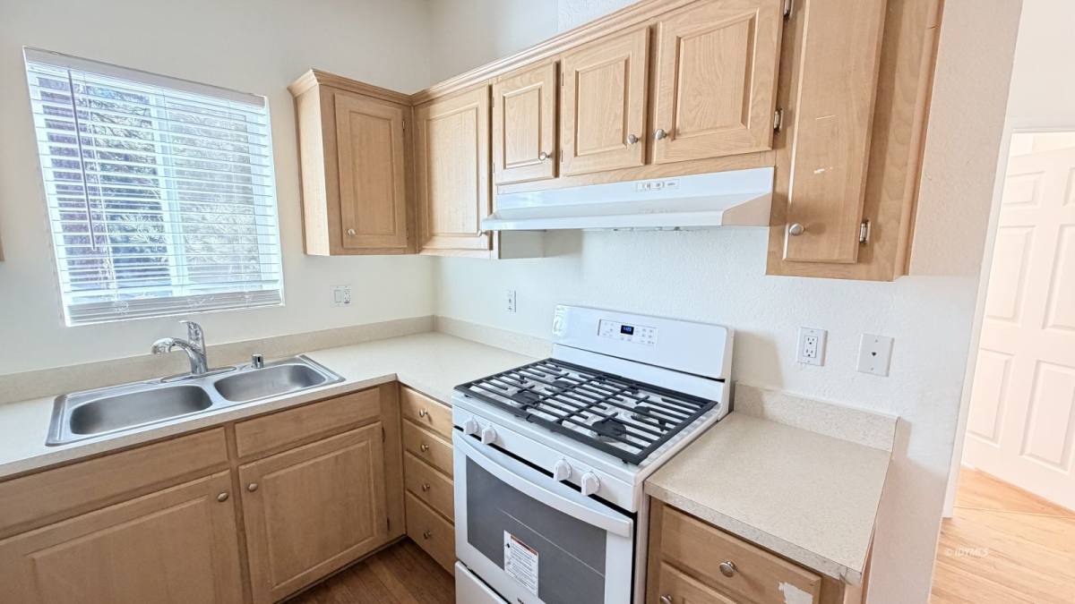Apartment for rent at 25679 Alderwood St #25679A, Idyllwild, CA 92549
