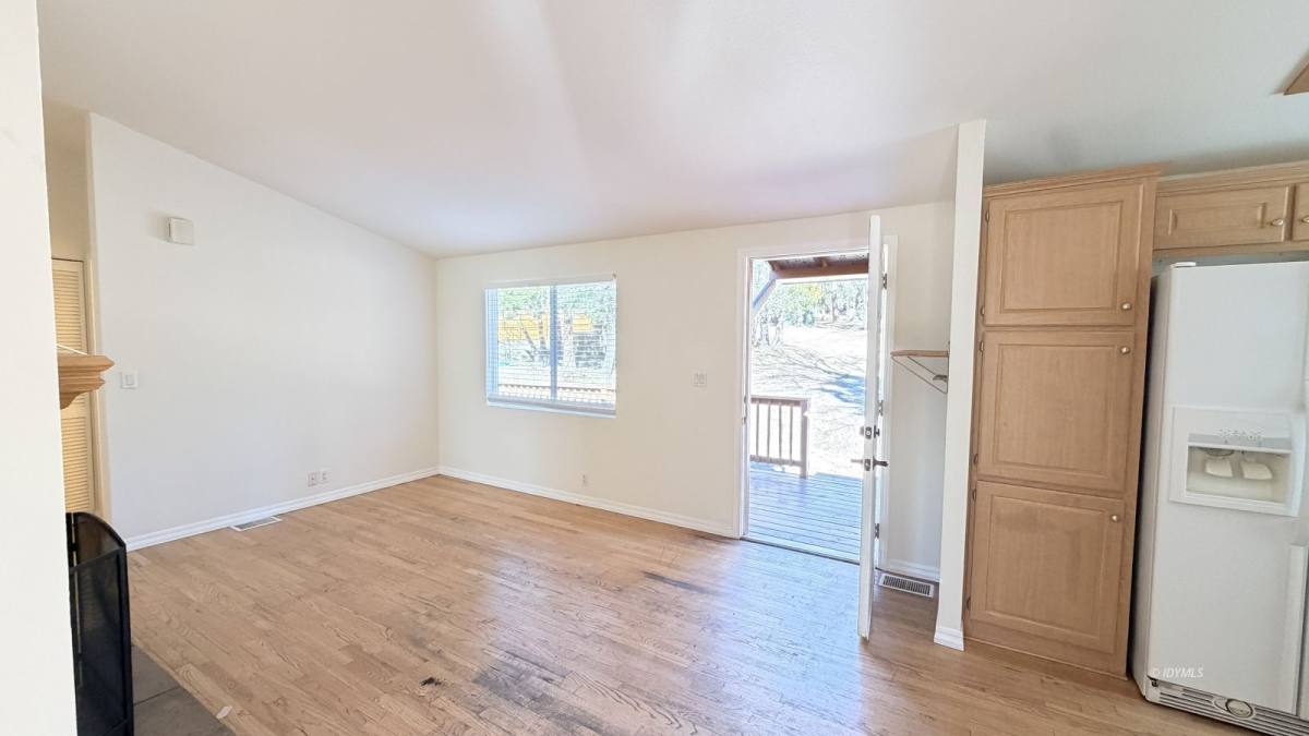 Apartment for rent at 25679 Alderwood St #25679A, Idyllwild, CA 92549