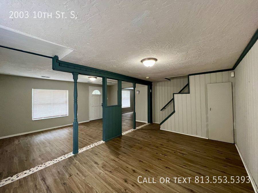 House for rent at 2003 10th St S, Saint Petersburg, FL 33705