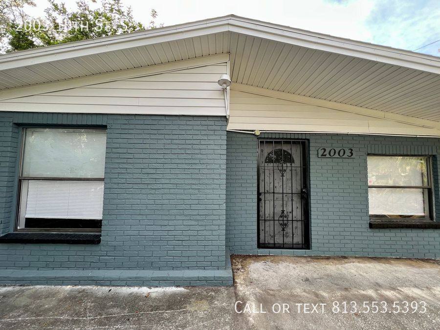 House for rent at 2003 10th St S, Saint Petersburg, FL 33705