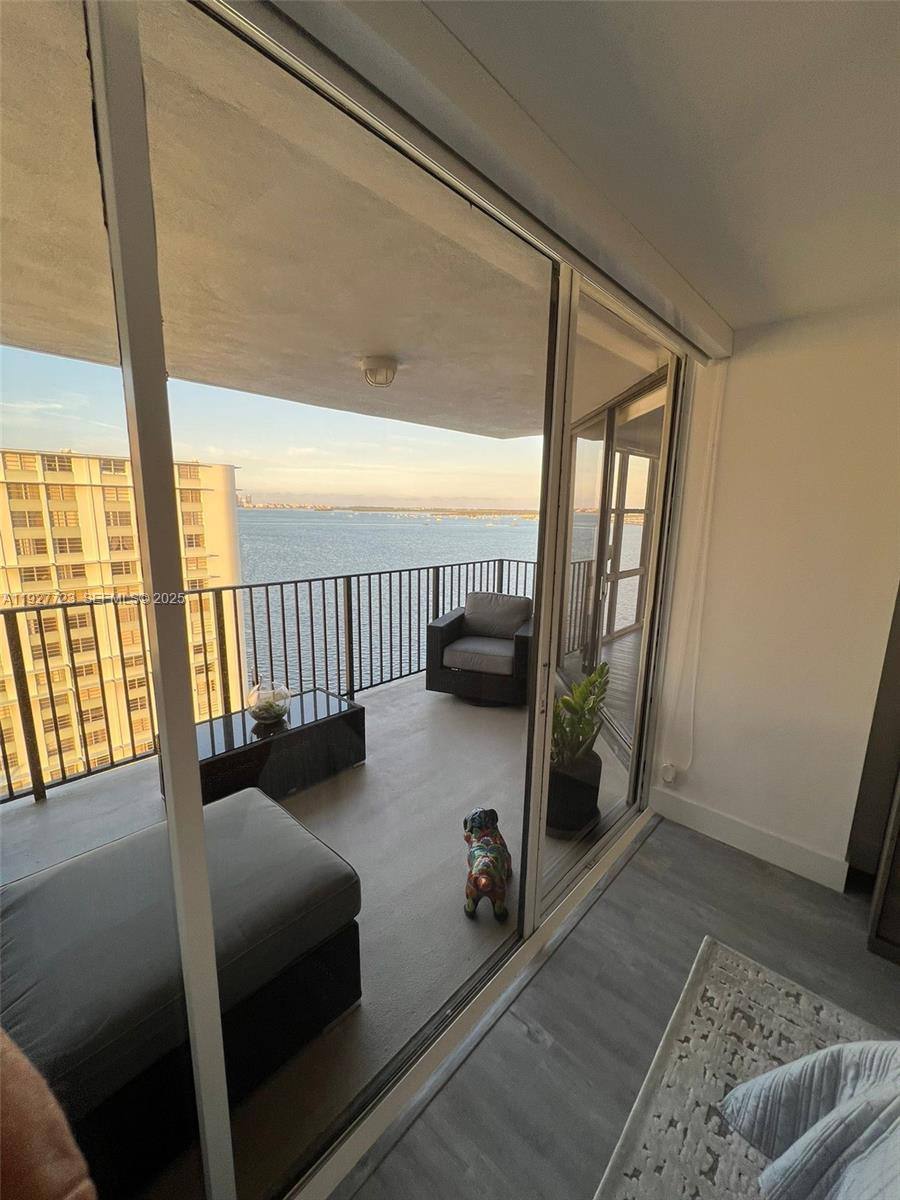 Apartment for rent at 1865 Brickell Ave #1865A1607, Miami, FL 33129