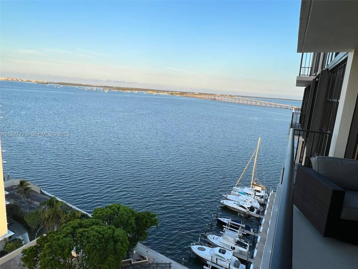 Apartment for rent at 1865 Brickell Ave #1865A1607, Miami, FL 33129