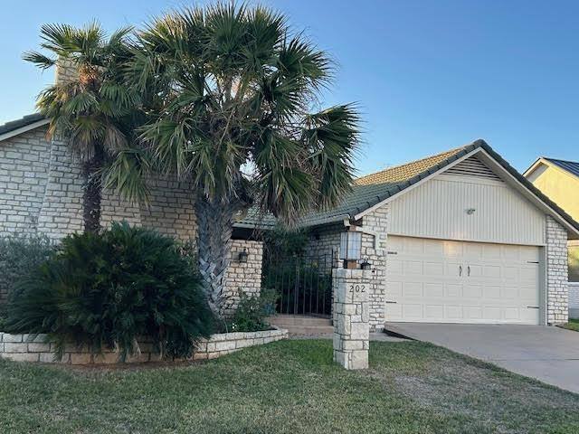 Apartment for rent at 202 Lighthouse Dr #202, Horseshoe Bay, TX 78657