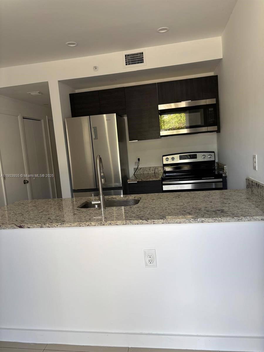 Apartment for rent at 423 E 27th St #101, Hialeah, FL 33013