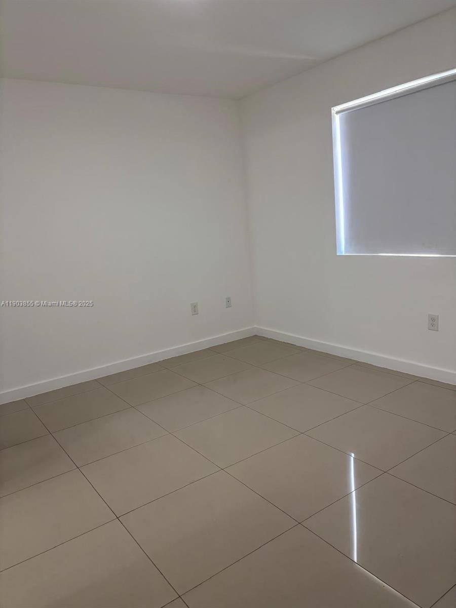 Apartment for rent at 423 E 27th St #101, Hialeah, FL 33013