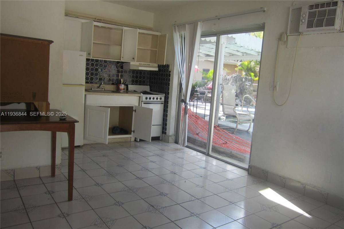 Apartment for rent at 2019 Fletcher St #16, Hollywood, FL 33020
