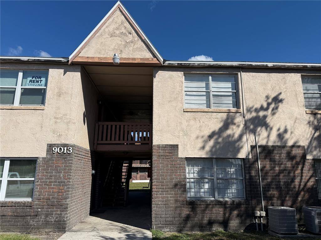 Condo for rent at 9013 Westchester Circle #32, Tampa, FL 33604