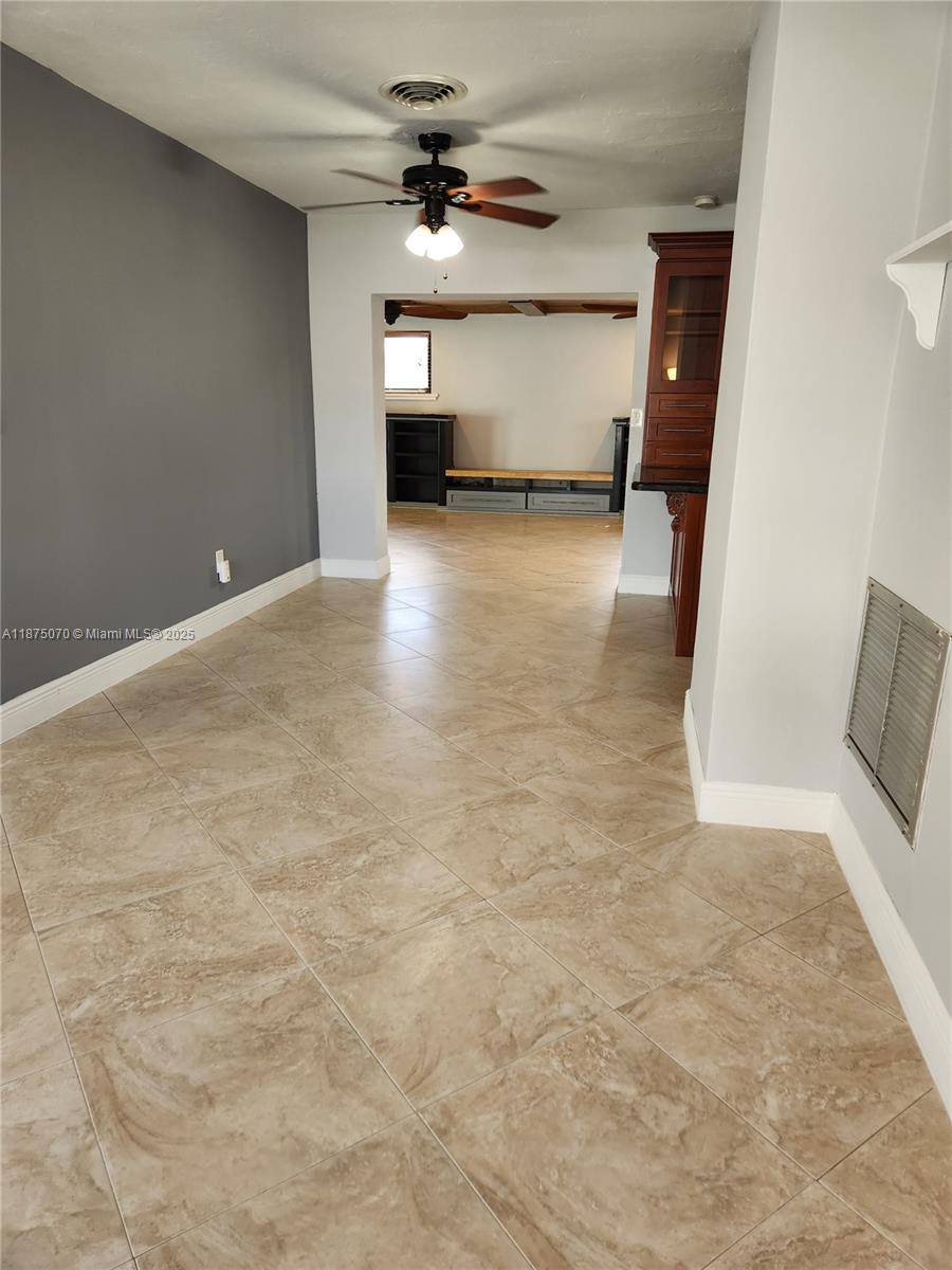 Apartment for rent at 10990 SW 57th St, Miami, FL 33173