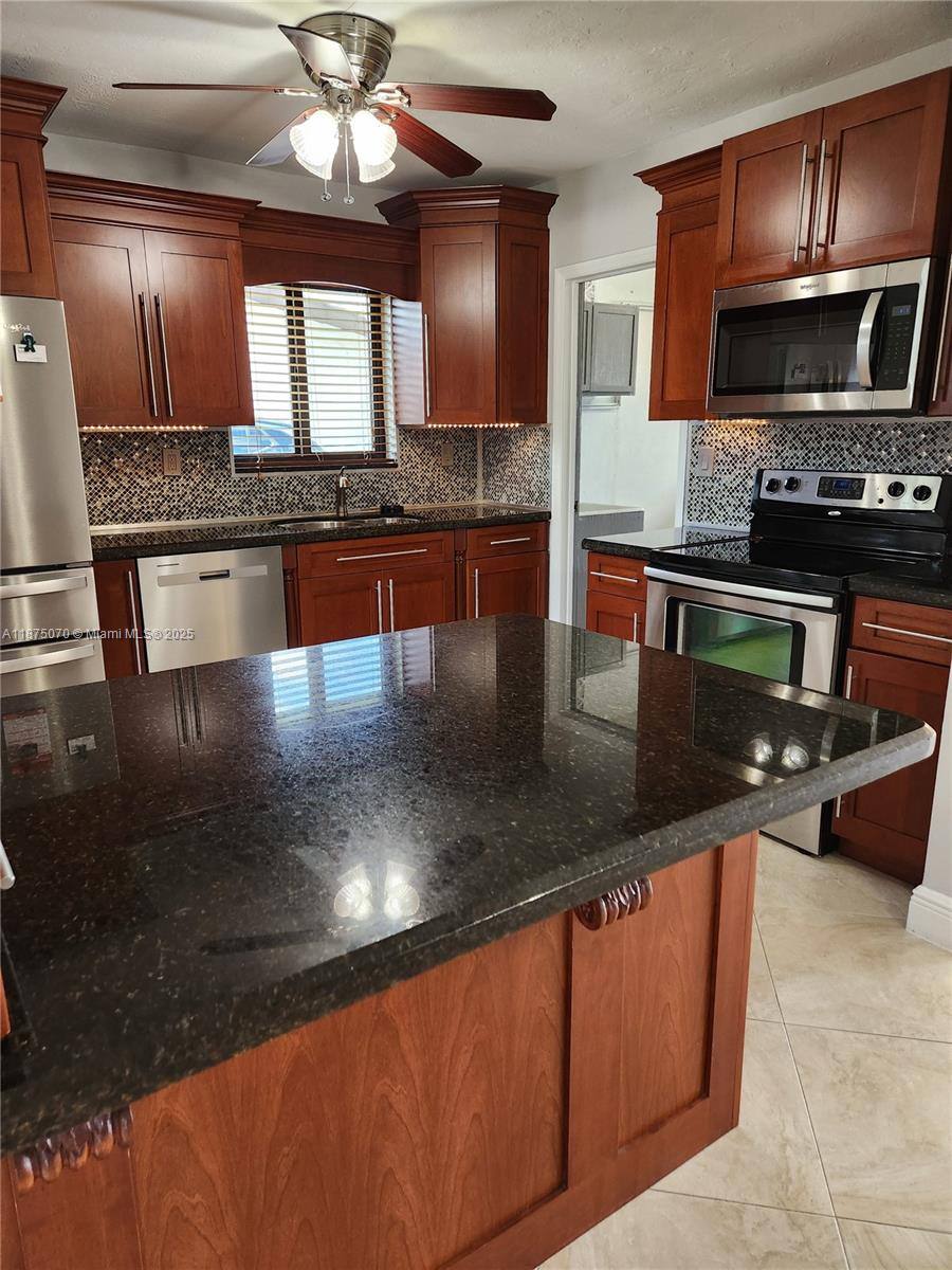 Apartment for rent at 10990 SW 57th St, Miami, FL 33173