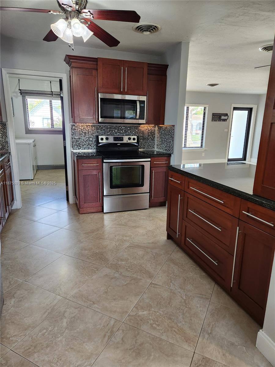 Apartment for rent at 10990 SW 57th St, Miami, FL 33173