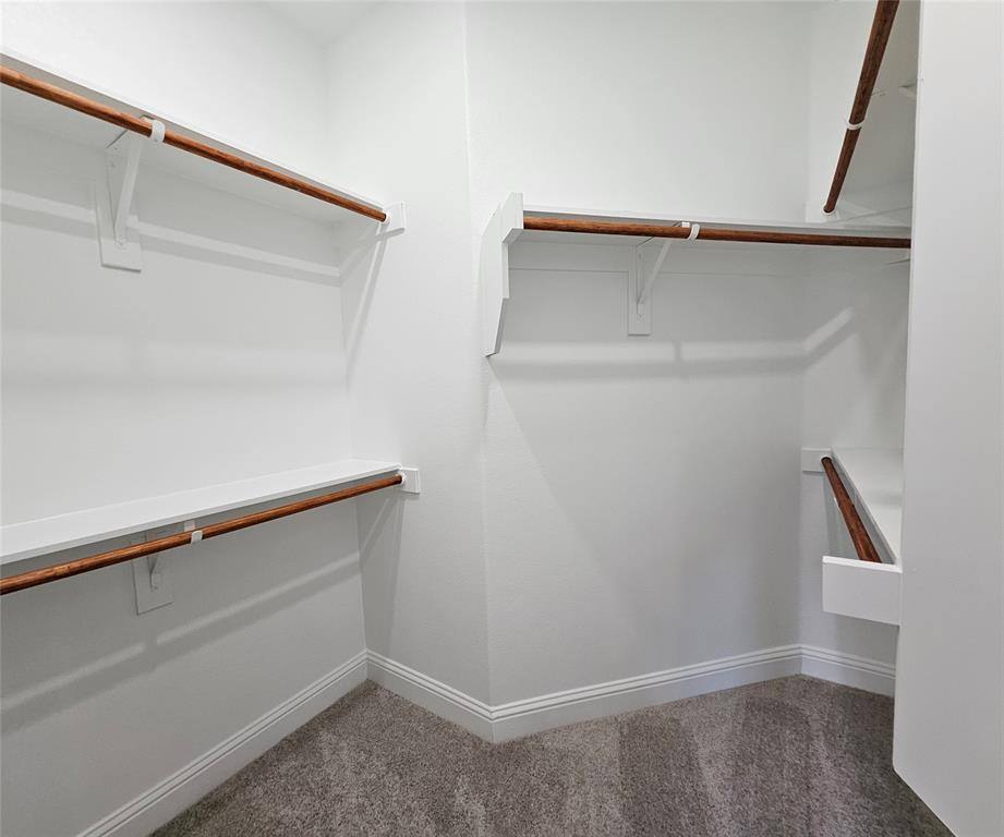 Apartment for rent at 202 E 1st N St #202, Kaufman, TX 75142