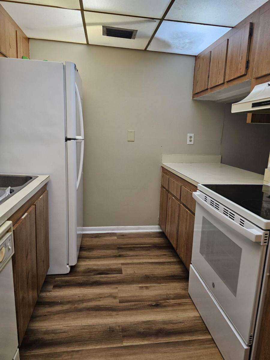 Apartment for rent at 1900 N Congress Ave #205, West Palm Beach, FL 33401
