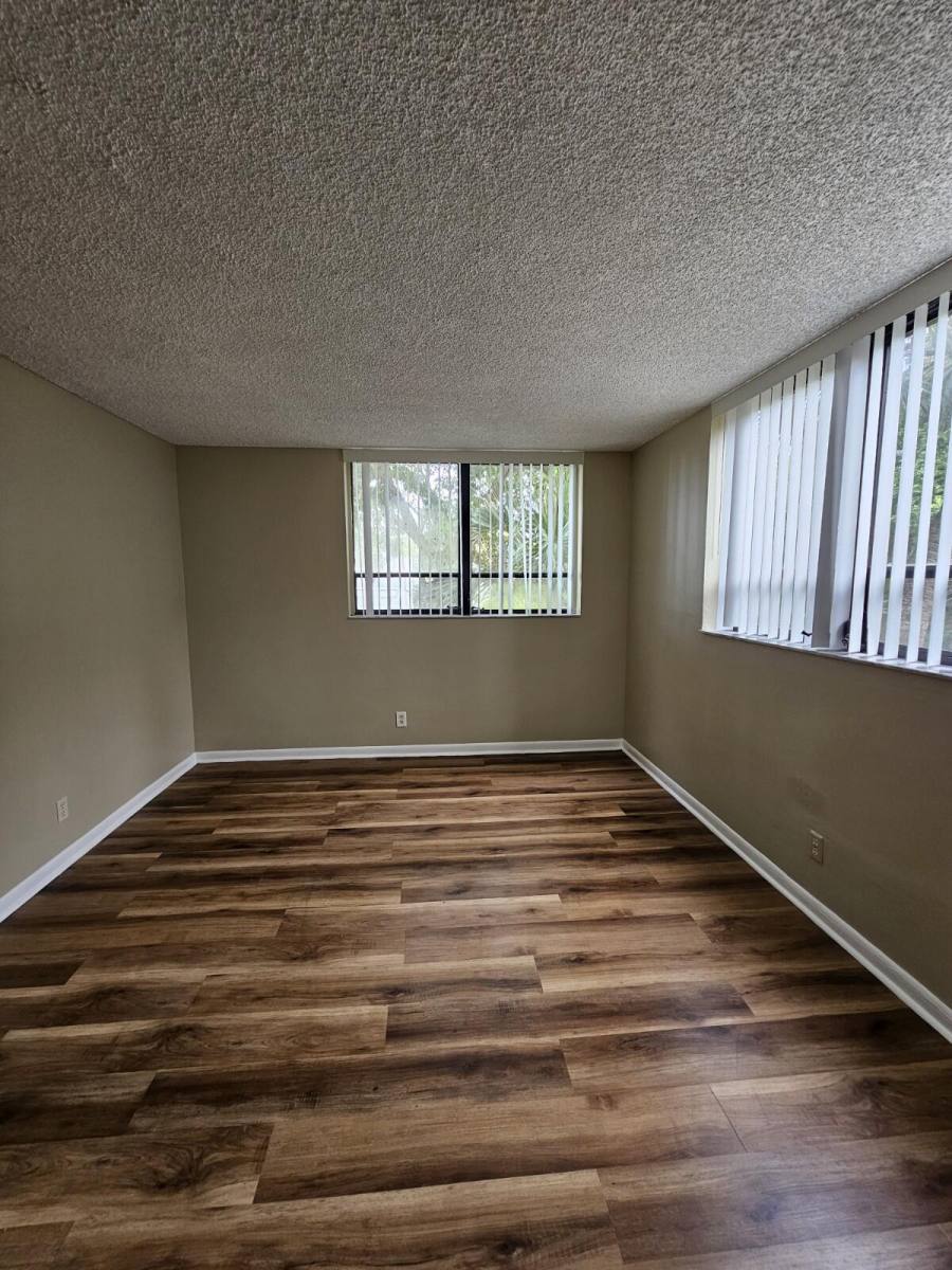 Apartment for rent at 1900 N Congress Ave #205, West Palm Beach, FL 33401