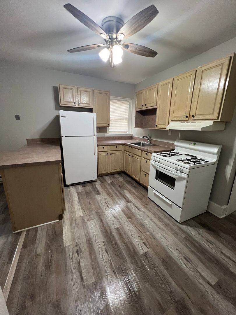 Apartment for rent at 2772 Lancashire Rd, Cleveland, OH 44106
