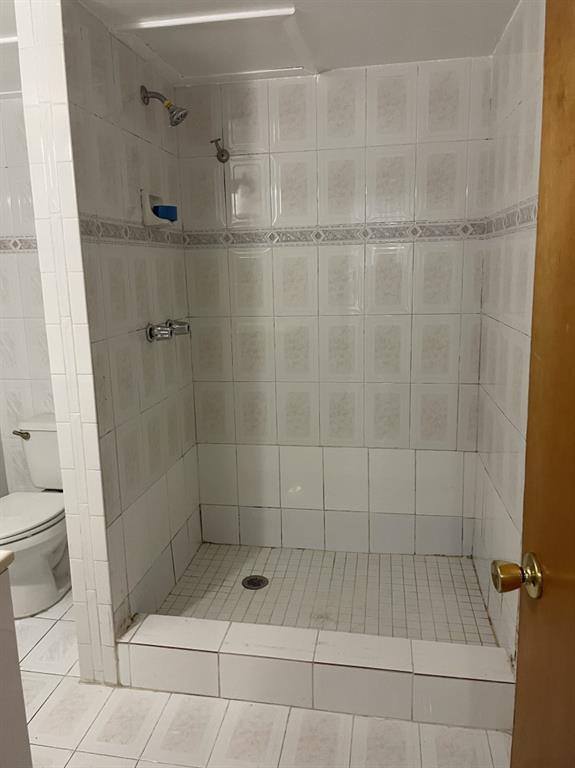 Condo for rent at 10000 NW 80th Court #2163, Hialeah, FL 33016