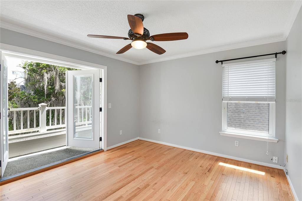 Apartment for rent at 1580 Oakhurst Ave, Winter Park, FL 32789
