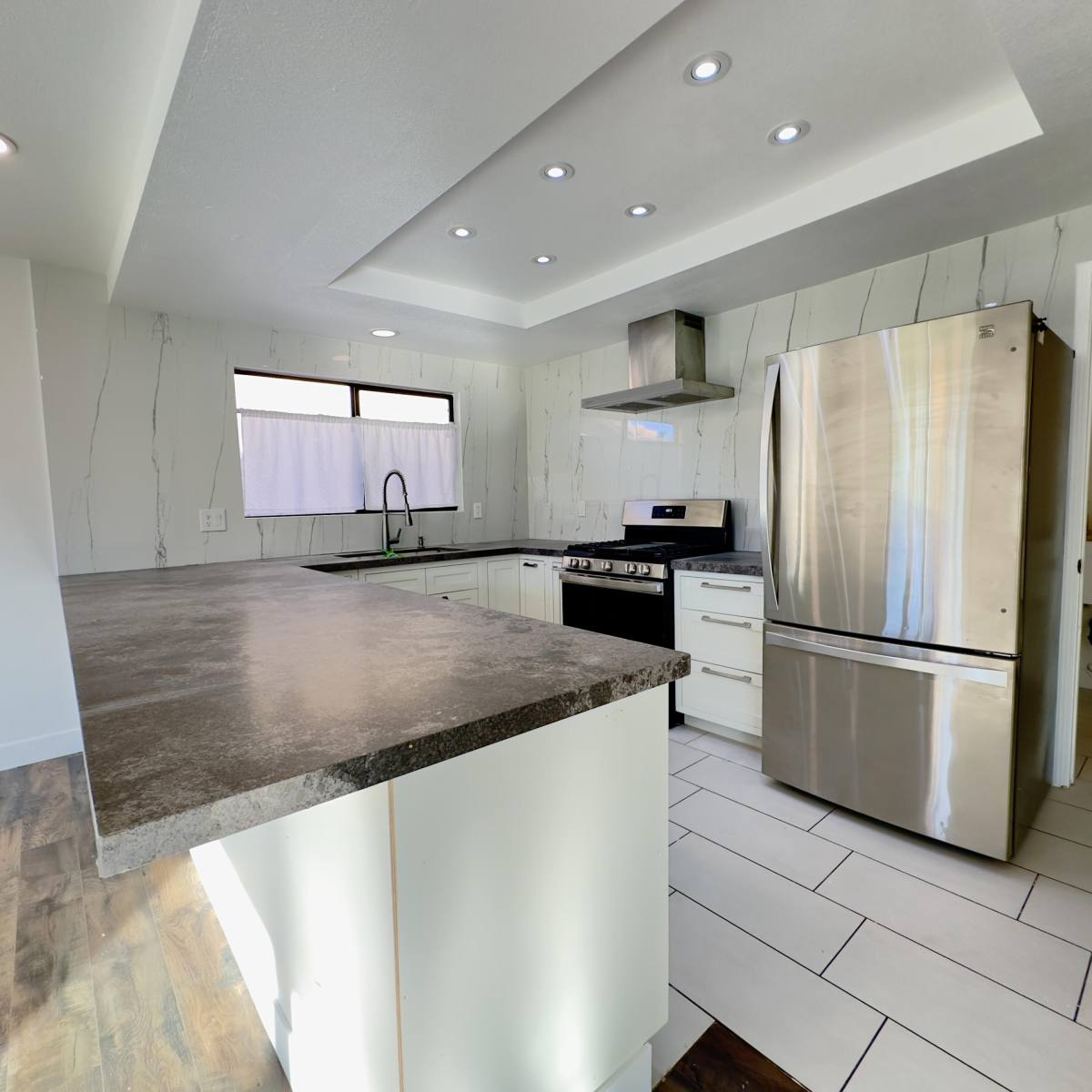 Apartment for rent at 27131 Shadowcrest Lane, Cathedral City, CA 92234