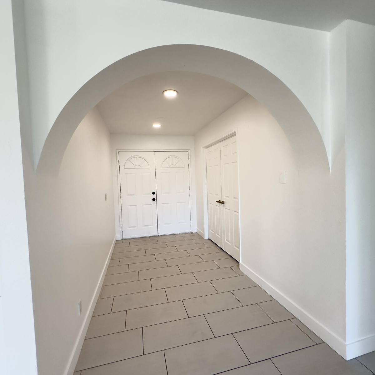 Apartment for rent at 27131 Shadowcrest Lane, Cathedral City, CA 92234