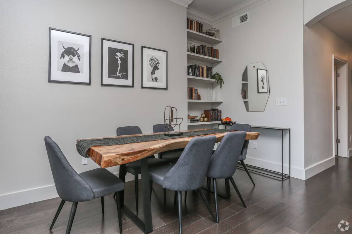 Apartment for rent at 5201 Memorial Dr #BOTB1, Houston, TX 77007