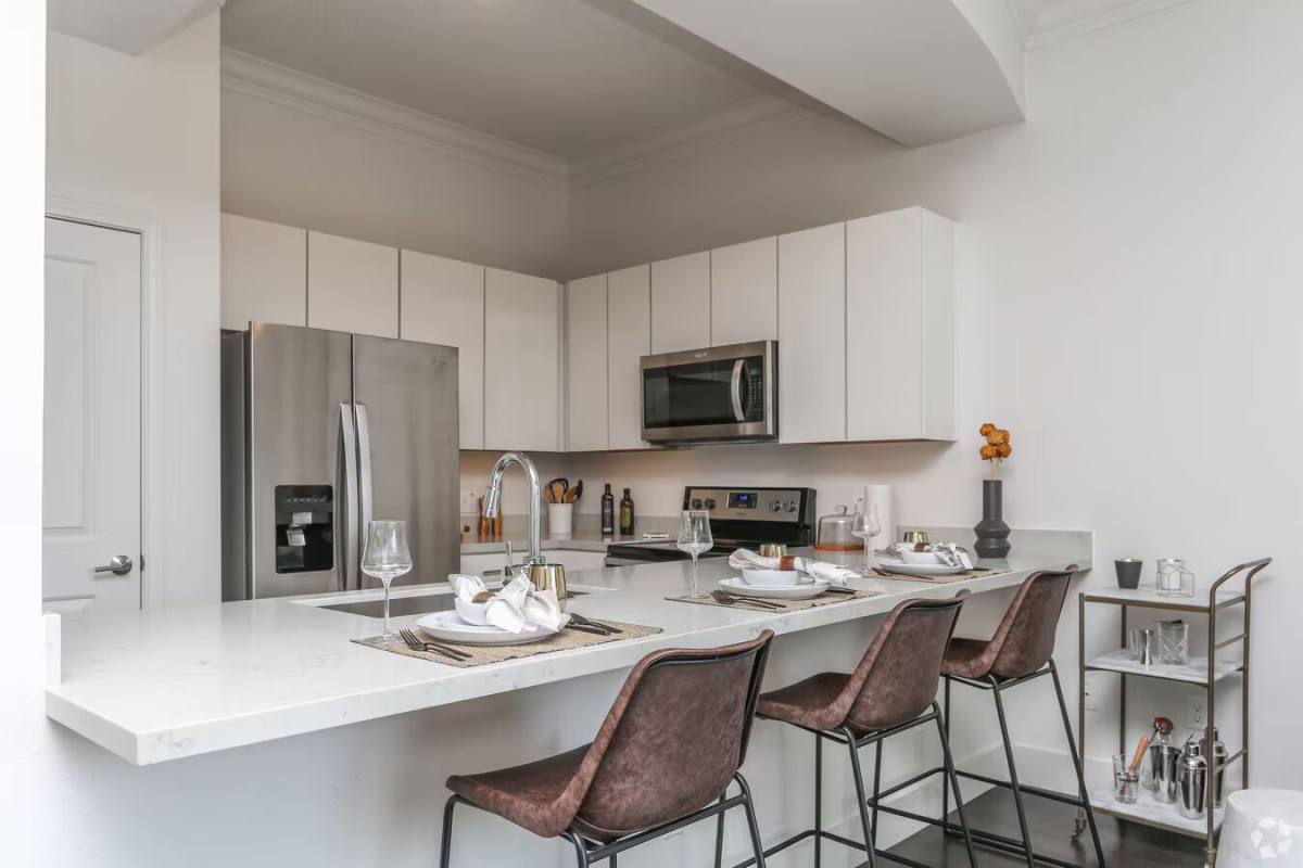 Apartment for rent at 5201 Memorial Dr #BOTB1, Houston, TX 77007