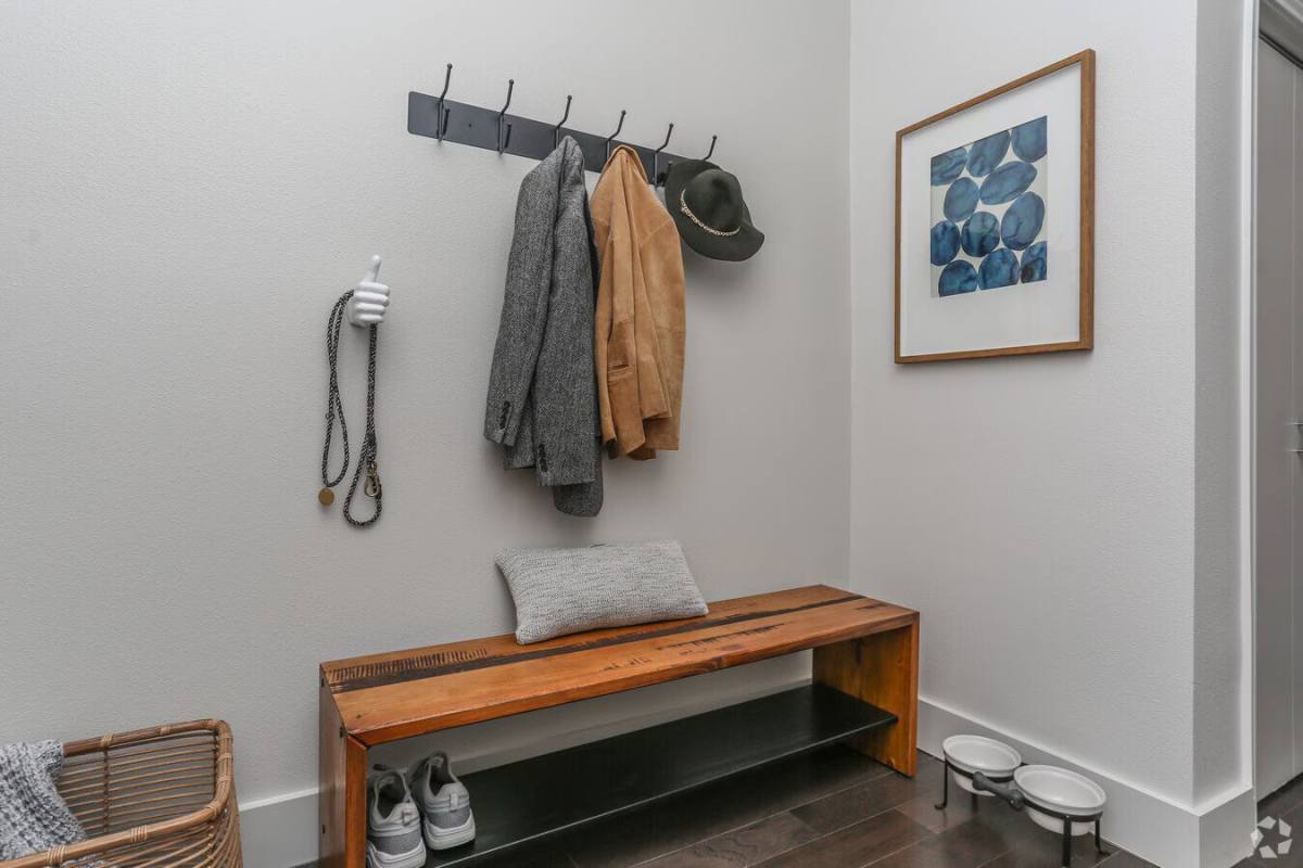 Apartment for rent at 5201 Memorial Dr #BOTB1, Houston, TX 77007