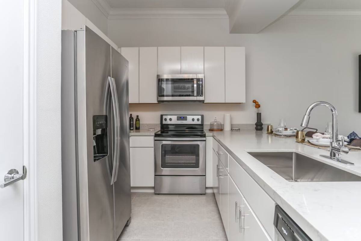 Apartment for rent at 5201 Memorial Dr #BOTB1, Houston, TX 77007