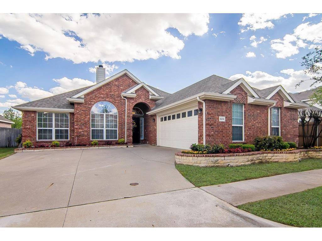 Apartment for rent at 8205 Rancho De La Osa Trail, McKinney, TX 75070