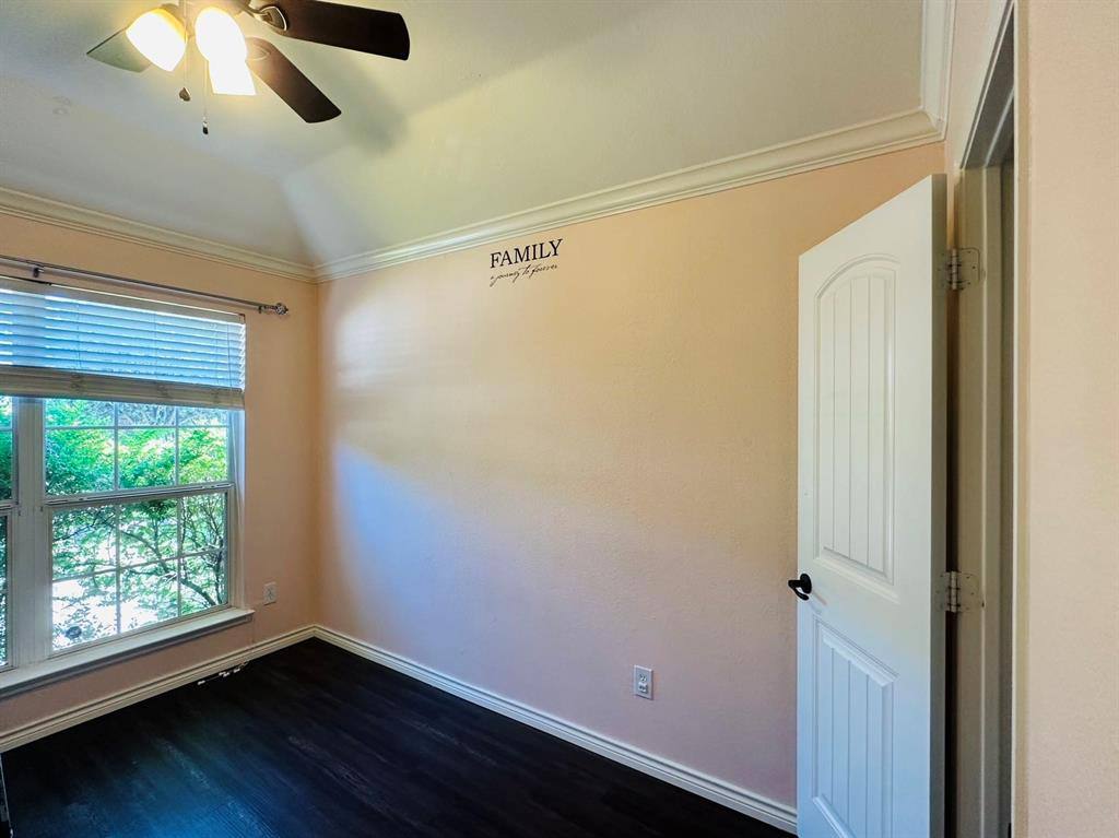 Apartment for rent at 8205 Rancho De La Osa Trail, McKinney, TX 75070