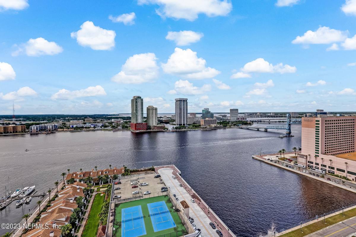 Apartment for rent at 400 E Bay St #907, Jacksonville, FL 32202