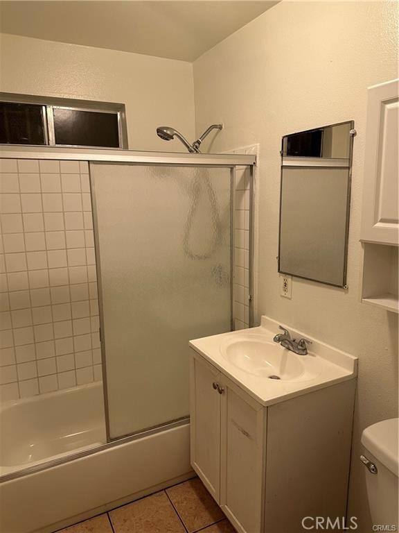 Apartment for rent at 1667 E 111th St, Los Angeles, CA 90059