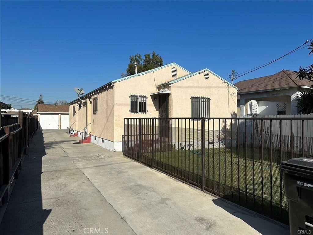 Apartment for rent at 1667 E 111th St, Los Angeles, CA 90059