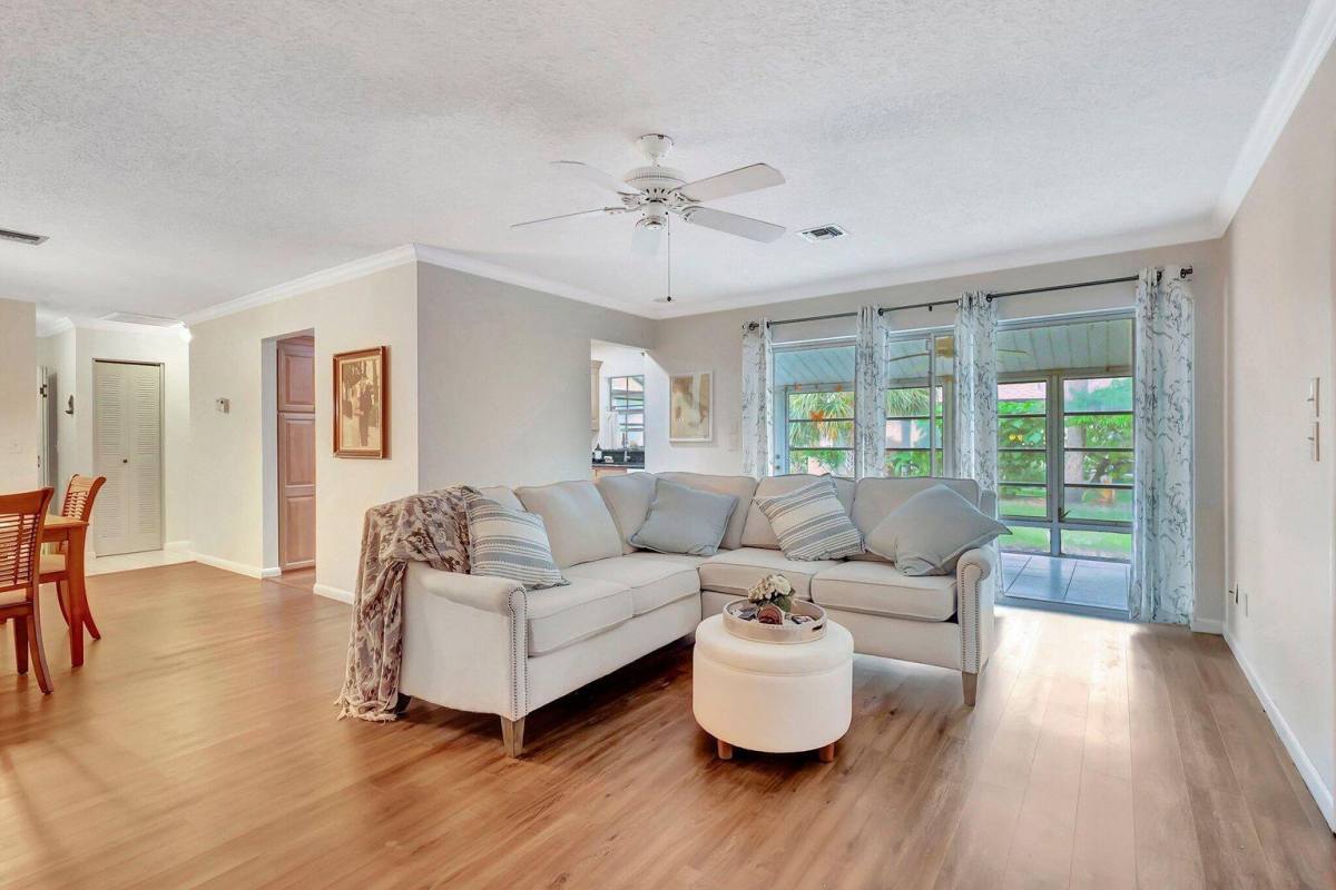 Apartment for rent at 5840 Summerfield Court, Fort Pierce, FL 34982
