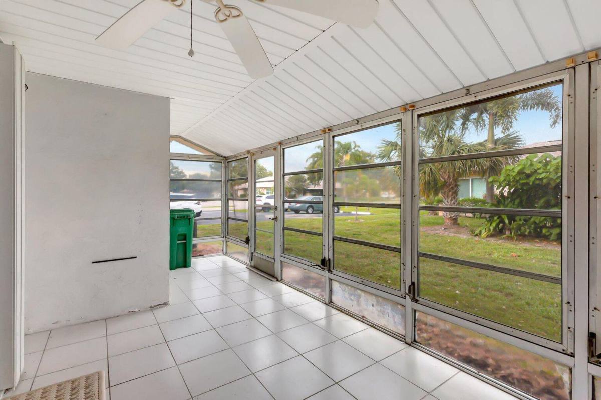 Apartment for rent at 5840 Summerfield Court, Fort Pierce, FL 34982