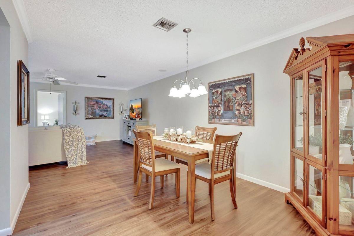 Apartment for rent at 5840 Summerfield Court, Fort Pierce, FL 34982