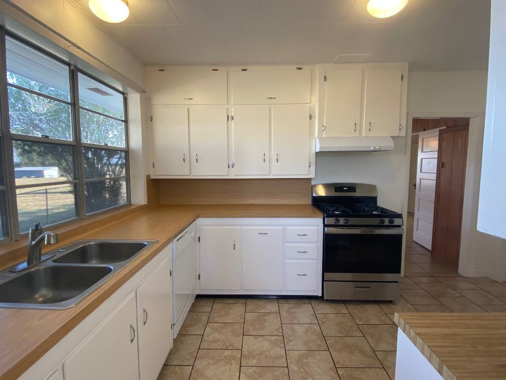 Apartment for rent at 500 Greasy Bend Rd #500, Smithville, TX 78957