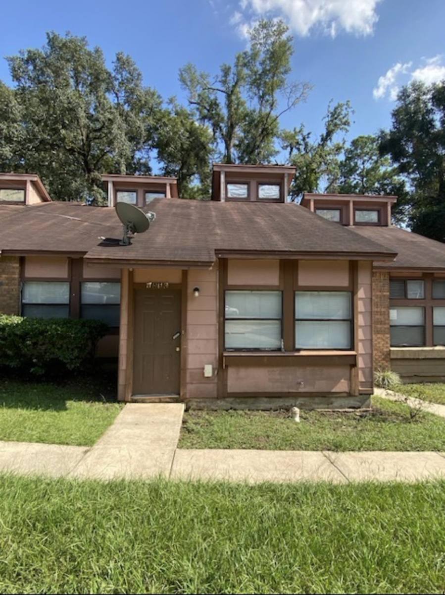 Apartment for rent at 1830 Nekoma Court, Tallahassee, FL 32304