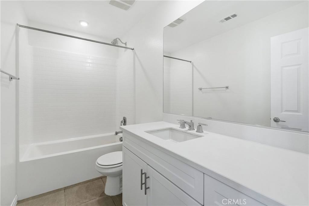 Apartment for rent at 913 Helena Ridge #913, Lake Elsinore, CA 92530