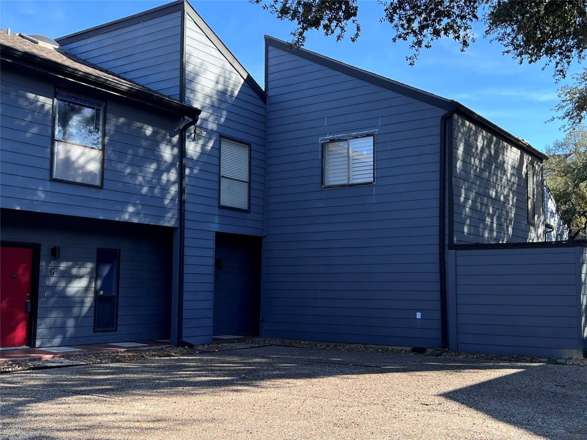 Apartment for rent at 2100 Commonwealth St #2100L, Houston, TX 77006