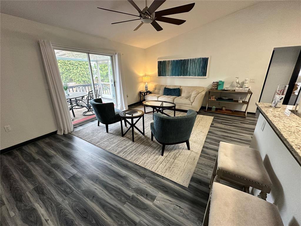 Apartment for rent at 4536 86th St W, Bradenton, FL 34210