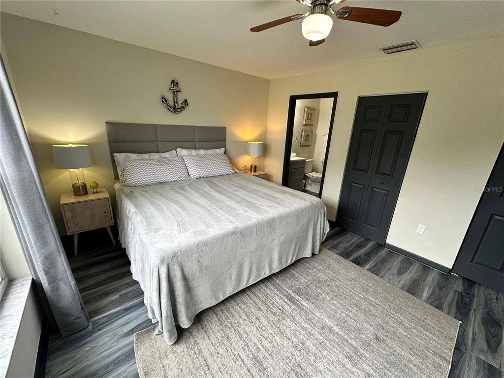 Apartment for rent at 4536 86th St W, Bradenton, FL 34210