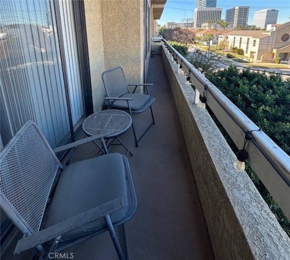 Condo for rent at 4430 Noble Ave #202, Sherman Oaks, CA 91403