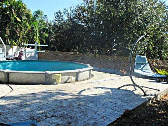 Apartment for rent at 12932 81st Ave, Seminole, FL 33776